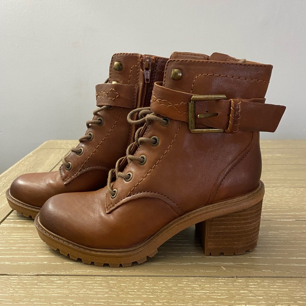 Zodiac Women’s Gemma Combat Boot